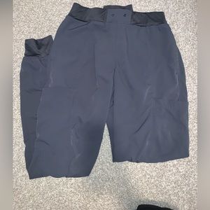 Med Couture Women’s Jogger Scrubs - Size XS Tall